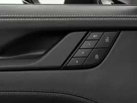 Porsche 911 (2022) thumbnail 37