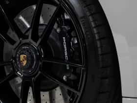 Porsche 911 (2022) thumbnail 46