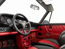 Porsche 911 (1988) thumbnail 3