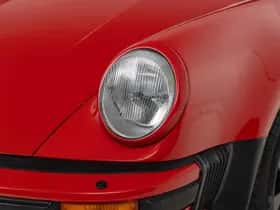 Porsche 911 (1988) thumbnail 24