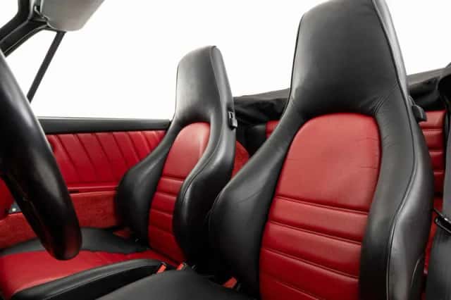 Porsche 911 (1988) thumbnail 4