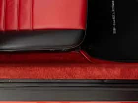 Porsche 911 (1988) thumbnail 33