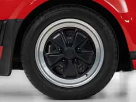 Porsche 911 (1988) thumbnail 45