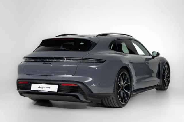 Porsche Taycan (2026) thumbnail 2