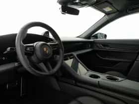Porsche Taycan (2026) thumbnail 3