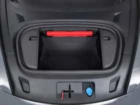 Porsche Taycan (2026) thumbnail 25