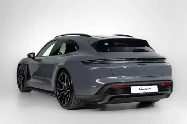 Porsche Taycan (2026) thumbnail 6
