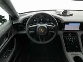 Porsche Taycan (2026) thumbnail 9