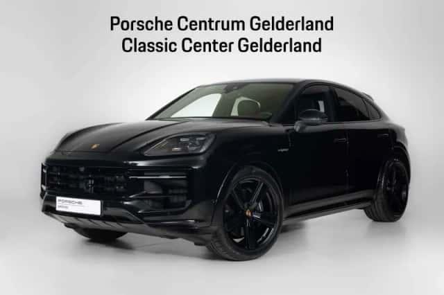 Porsche Cayenne (2024) thumbnail 1