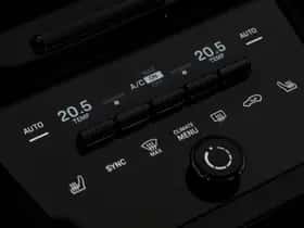 Porsche Cayenne (2024) thumbnail 16