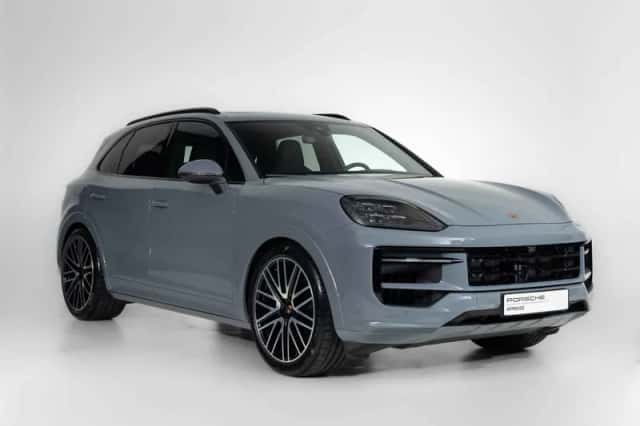 Porsche Cayenne (2025) thumbnail 5
