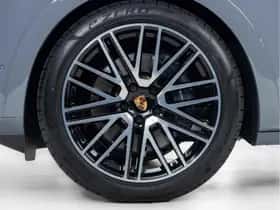Porsche Cayenne (2025) thumbnail 45
