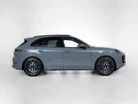 Porsche Cayenne (2025) thumbnail 10