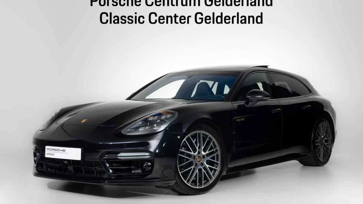 Porsche Panamera (2023) — foto 1