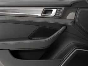 Porsche Panamera (2023) thumbnail 39