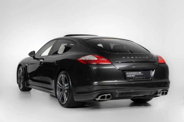 Porsche Panamera (2012) thumbnail 2