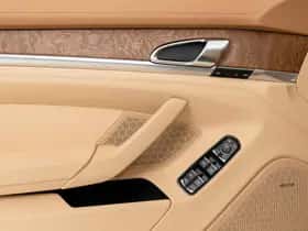 Porsche Panamera (2012) thumbnail 12
