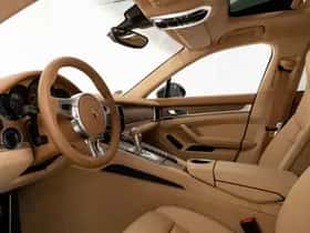 Porsche Panamera (2012) thumbnail 3