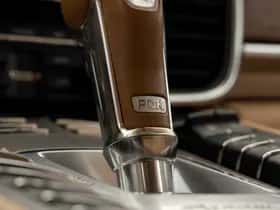 Porsche Panamera (2012) thumbnail 47