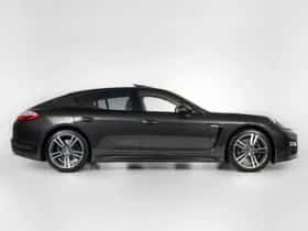 Porsche Panamera (2012) thumbnail 10