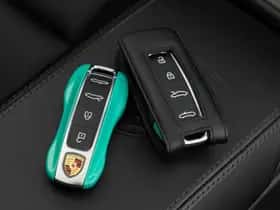 Porsche 911 (2025) thumbnail 18