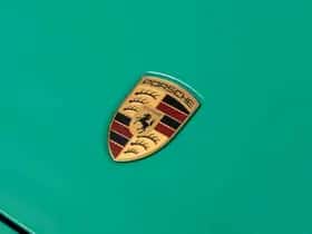 Porsche 911 (2025) thumbnail 24