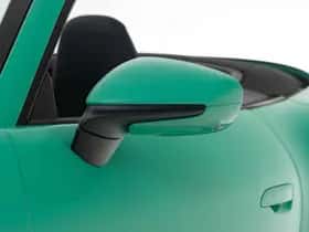 Porsche 911 (2025) thumbnail 26
