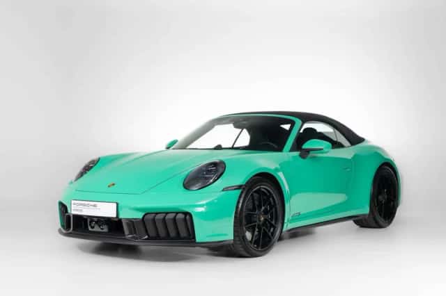 Porsche 911 (2025) thumbnail 6