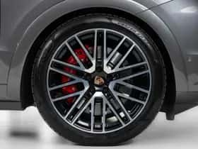 Porsche Cayenne (2025) thumbnail 24