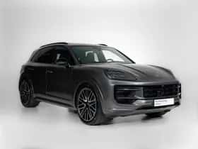Porsche Cayenne (2025) thumbnail 5