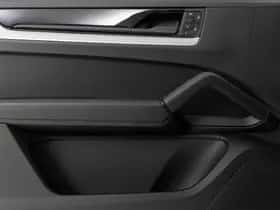 Porsche Cayenne (2024) thumbnail 18