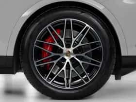 Porsche Cayenne (2024) thumbnail 21