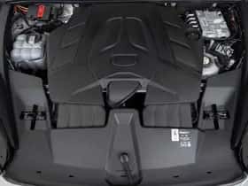 Porsche Cayenne (2024) thumbnail 26