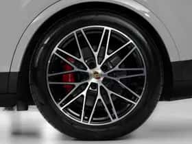Porsche Cayenne (2024) thumbnail 49