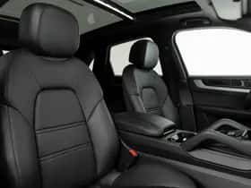 Porsche Cayenne (2024) thumbnail 8