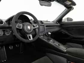 Porsche 718 Spyder (2020) thumbnail 3