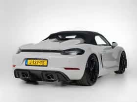Porsche 718 Spyder (2020) thumbnail 6