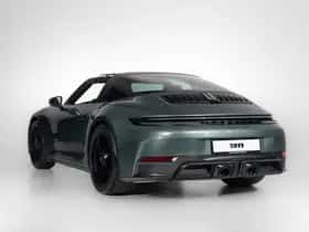 Porsche 911 (2026) thumbnail 2