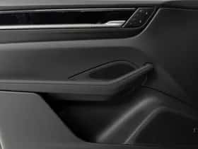 Porsche Macan (2026) thumbnail 19