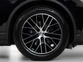 Porsche Macan (2026) thumbnail 22