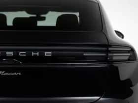 Porsche Macan (2026) thumbnail 30