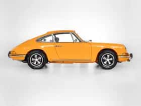 Porsche 911 (1971) thumbnail 12