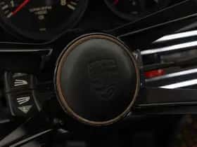 Porsche 911 (1971) thumbnail 43
