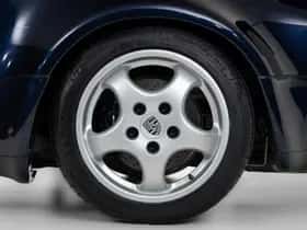 Porsche 911 (1991) thumbnail 47