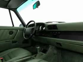 Porsche 911 (1991) thumbnail 7