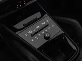 Porsche Cayenne (2025) thumbnail 16