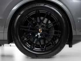Porsche Cayenne (2025) thumbnail 19