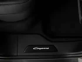 Porsche Cayenne (2025) thumbnail 31