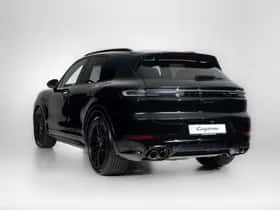 Porsche Cayenne (2026) thumbnail 2