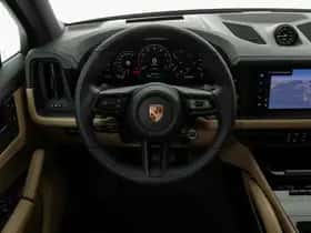 Porsche Cayenne (2026) thumbnail 9